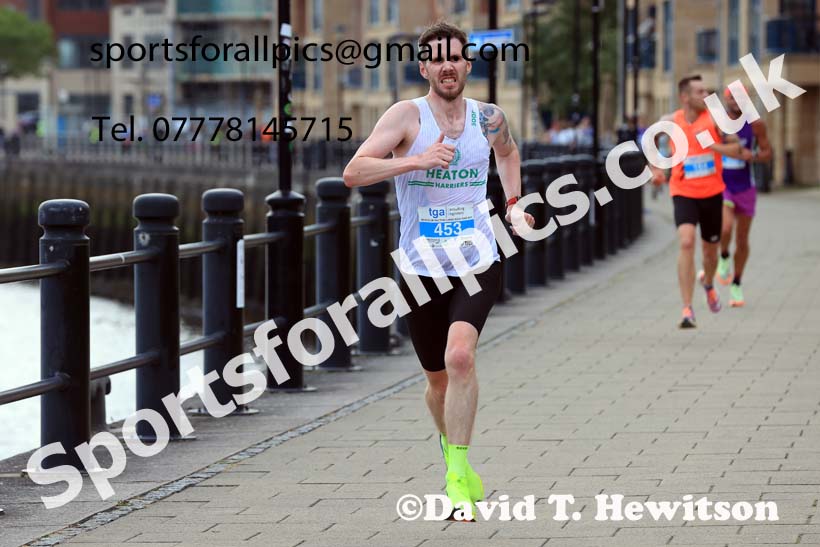 Bridges of the Tyne 5 Mile Road Race, Newcastle Quayside.  Photo: David T. Hewitson/Sports for All Pics